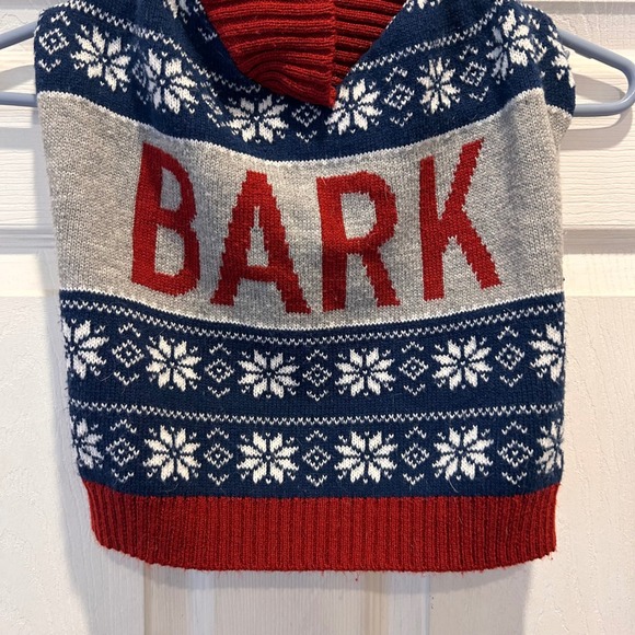 Dog Sweater Vest Pet Apparel‎ Blue Red Snowflake BARK Fair Isle Knit Medium Dog - Picture 2 of 4